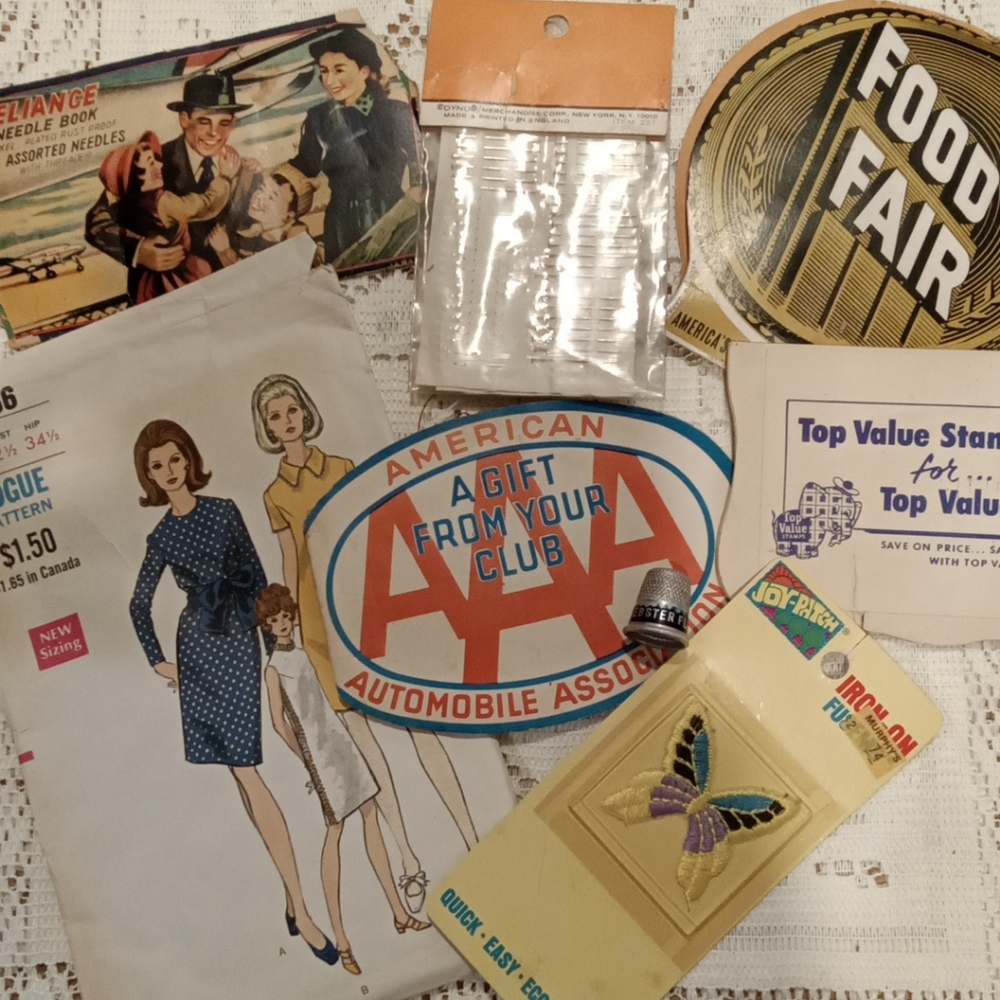 Vintage Sewing Needles Advertising and Vogue Pattern, Thimble Collectibles Set